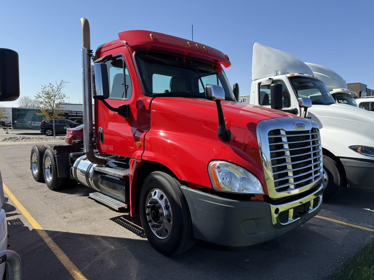 Freightliner Cascadia 125 2020 - image 2 of 2
